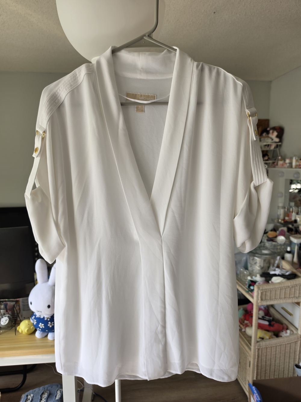 Michael Kors Cream V-Neck Dolman Sleeve Blouse with Gold Accents